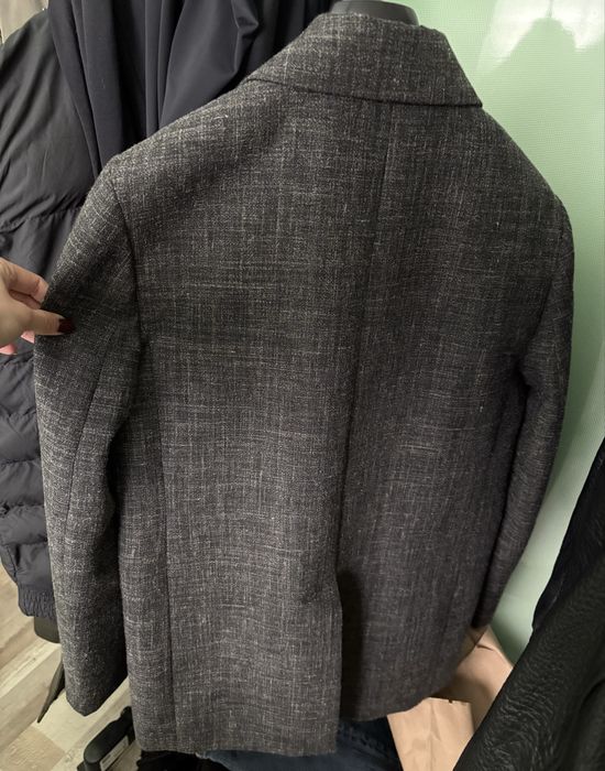 Чисти ново сако Zara