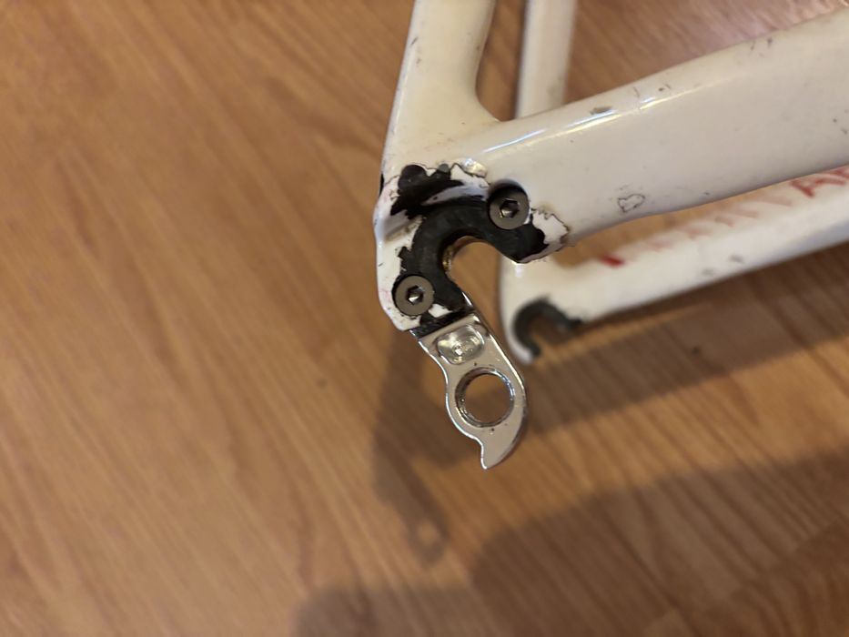 Карбонова рамка scott foil