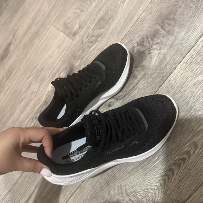 Кроссовки Reebok