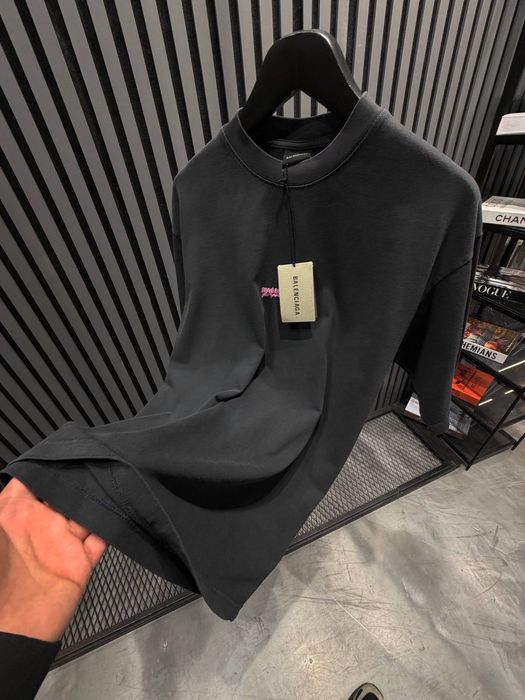 Tricou Balenciaga