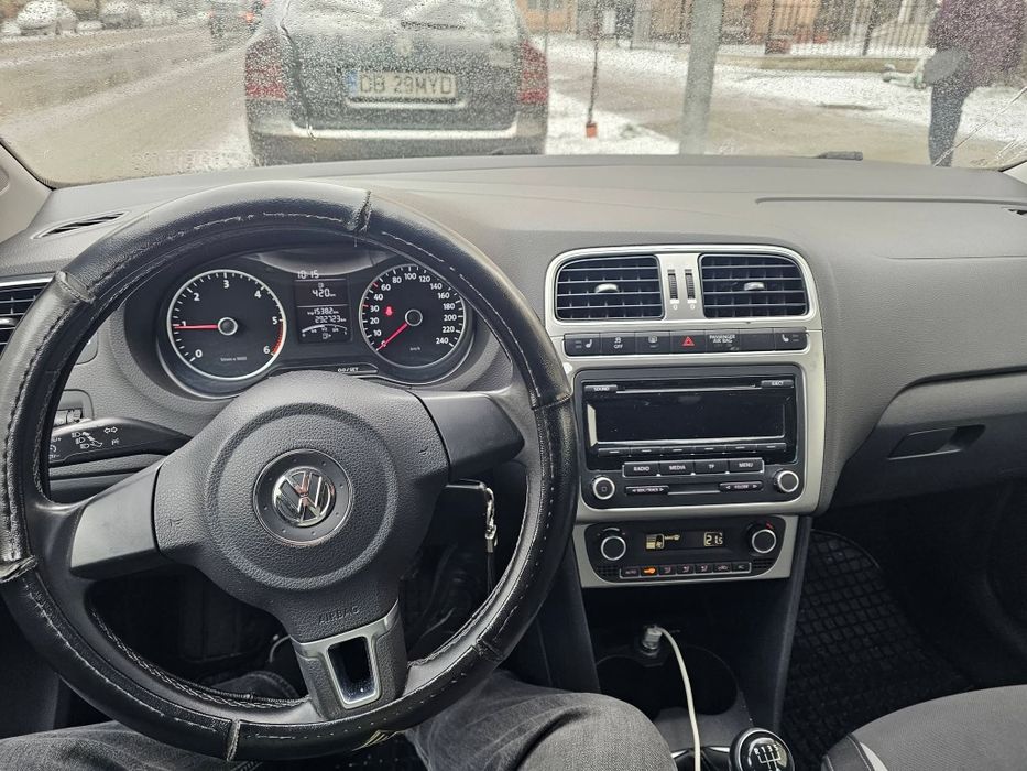 Vand Pollo 2014
Pret 5300 e,detalii la