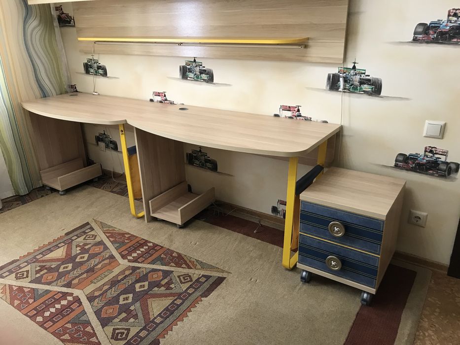 Кровать двухярусная