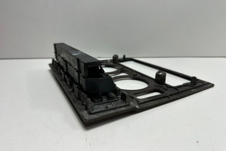 Ornament bord cu buton avarie A2106830308 Mercedes-Benz E-Class W210/