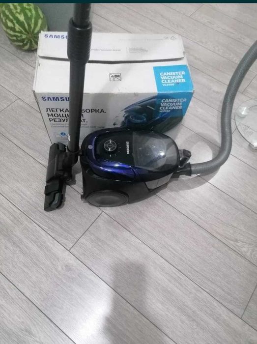 Срочно пылесос самсунг