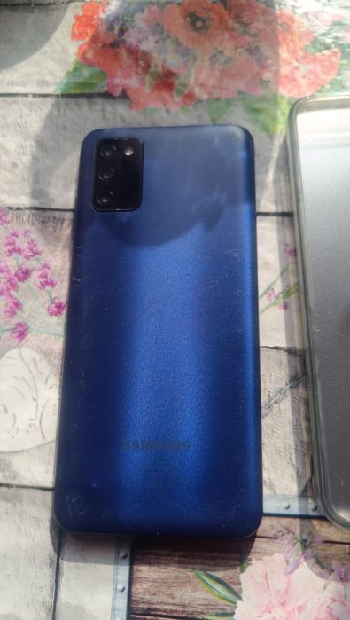 Продам смартфон Самсунг