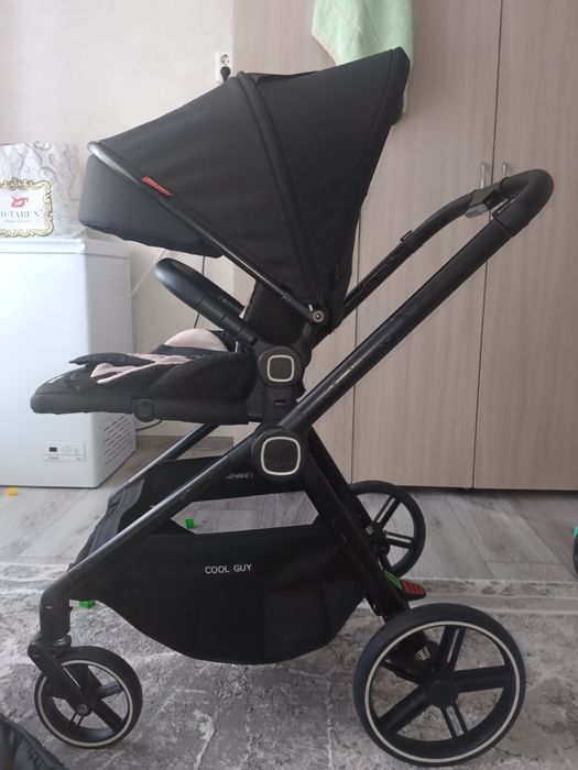 Коляска прогулочная