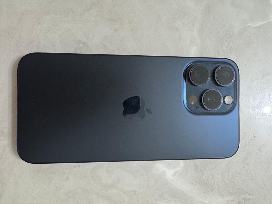 Продам iPhone 15 pro Max