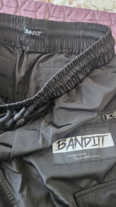 Къси шорти на Murda Boyz, Banditt