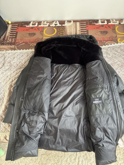 Куртка новая