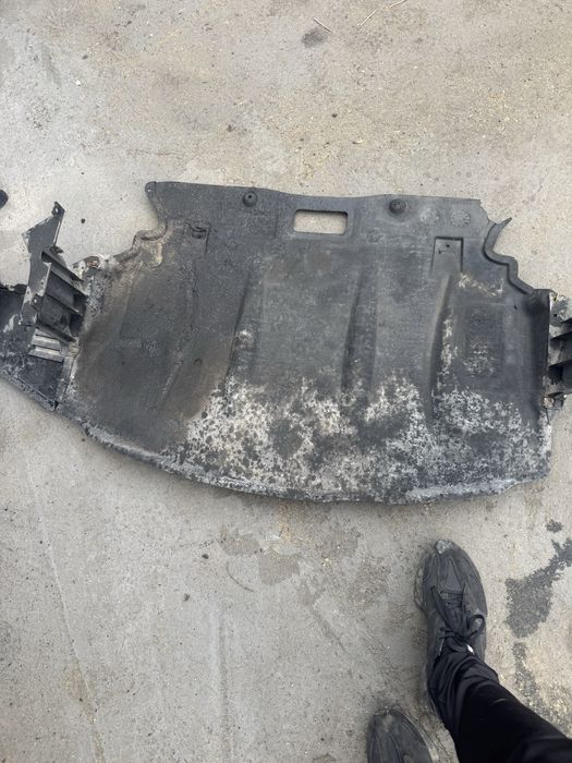 Кора под мотор бмв е60 е61