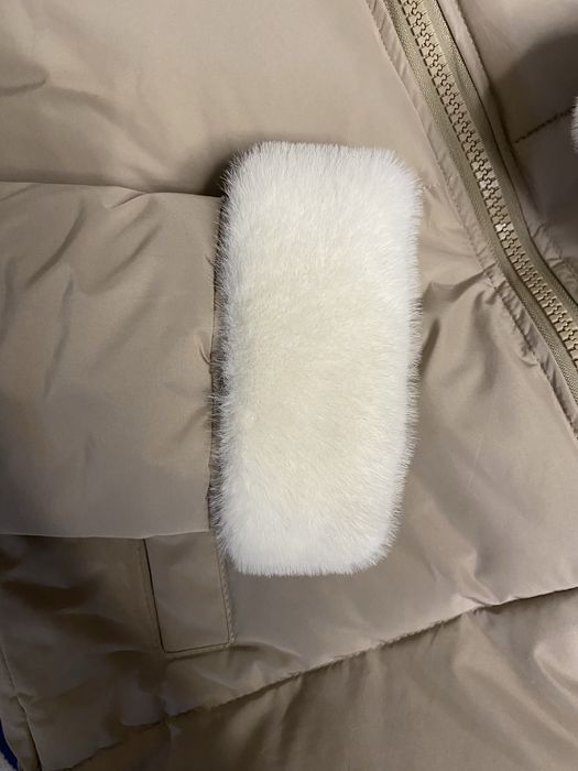 зимняя куртка с капюшоном