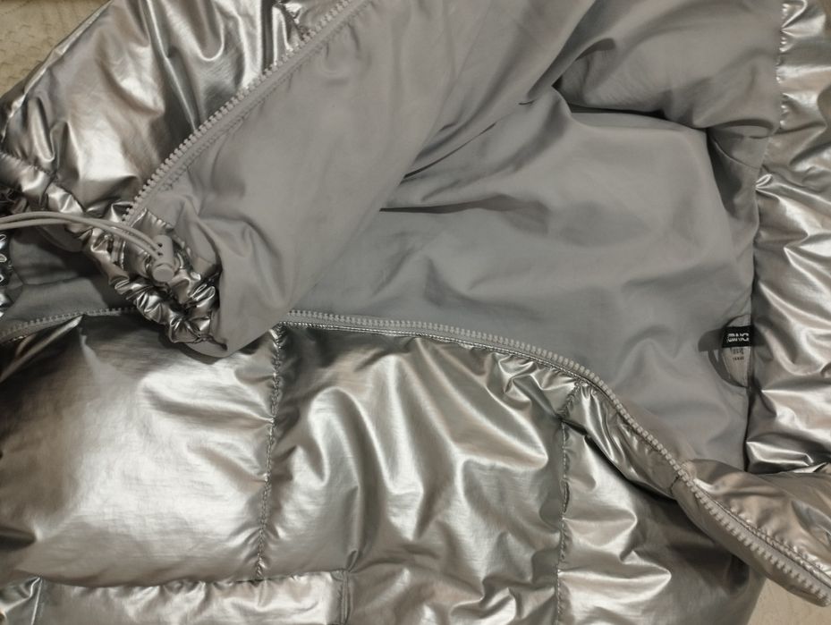 geaca voluminoasa h&m