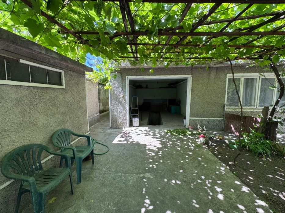 Продава се Етаж от къща в Нови пазар - 122 кв.м за 812 €/кв.м - Снимка #12