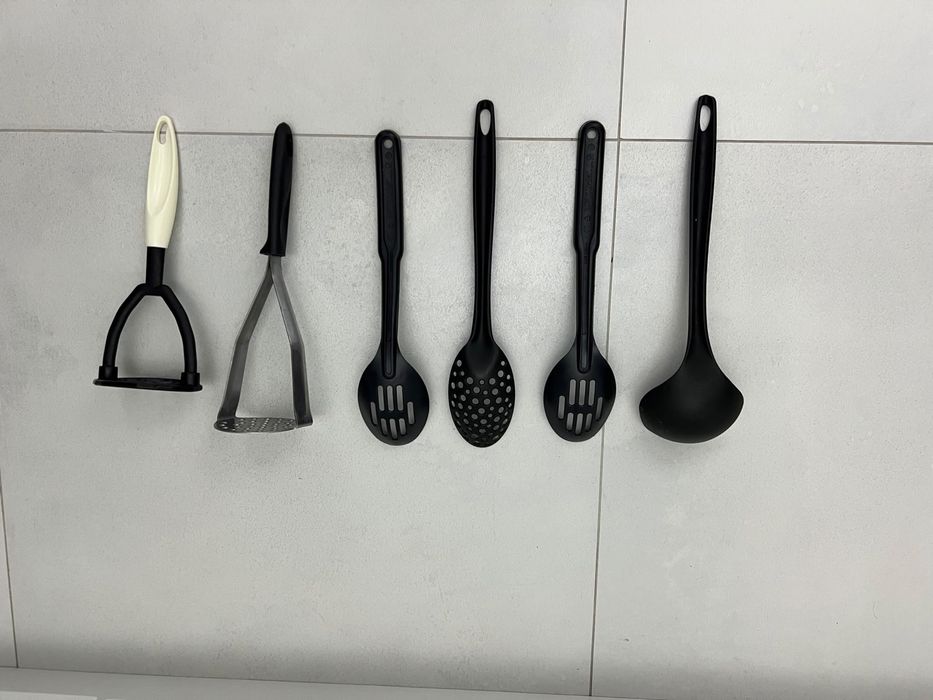 Vand ustensile plastic pentru bucatarie