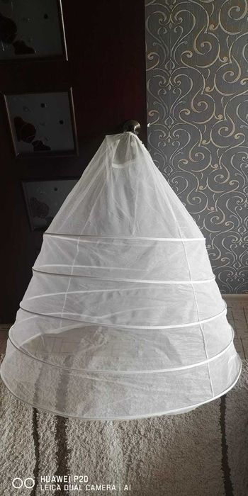 Продам свадебное платье