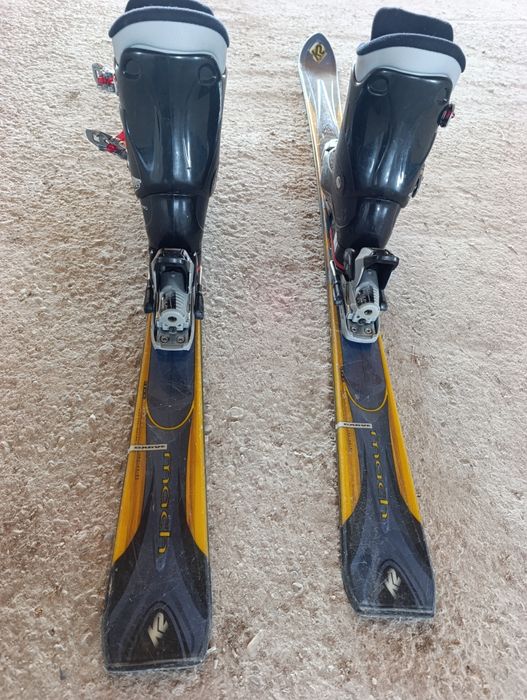 Schiuri 145 cm și clăpari 28