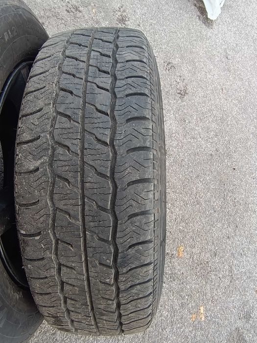 Гуми 205/65/16 с джанти за Мерцедес Виано