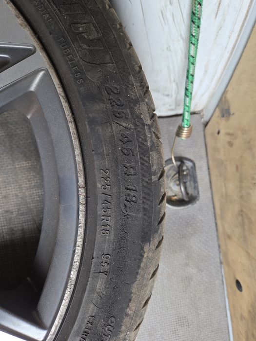Jante aliaj  5x112 cu Anvelope 225/45R18
