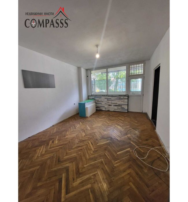 Продава се Тристаен апартамент в Добрич, Център - 83 кв.м за 1076 €/кв.м - Снимка #10