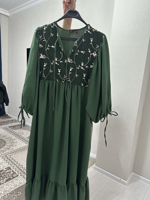 Платья на небольшие мероприятие и на той