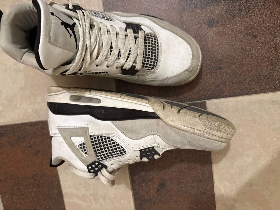 Jordan 4 military black