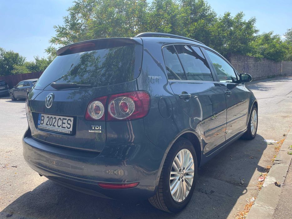 Volkswagen Golf VI Plus / Variant 1.6 TDI (105 CP) – Ediția Team