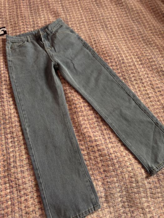 продам женские джинсы