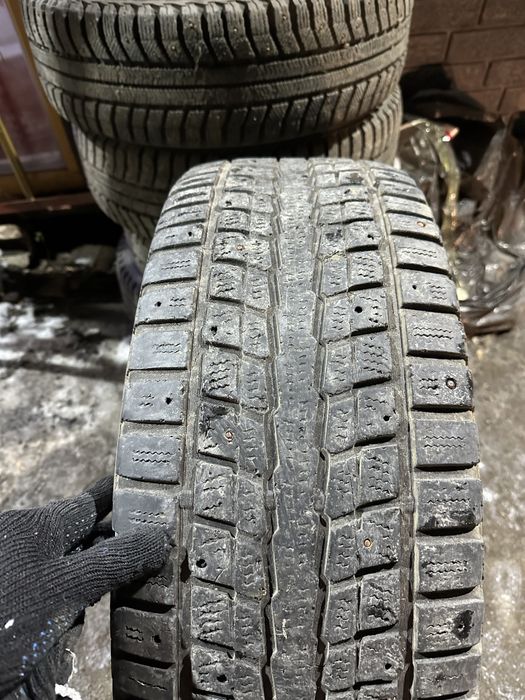 Продам шины зимний R 16