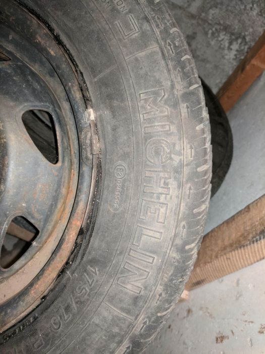 175/70/13 гуми Michelin и джанти