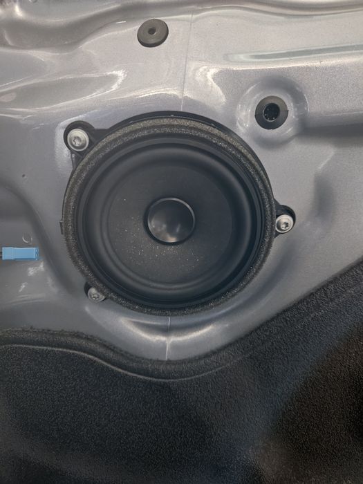 Boxa bmw x3 x4 f25 f26