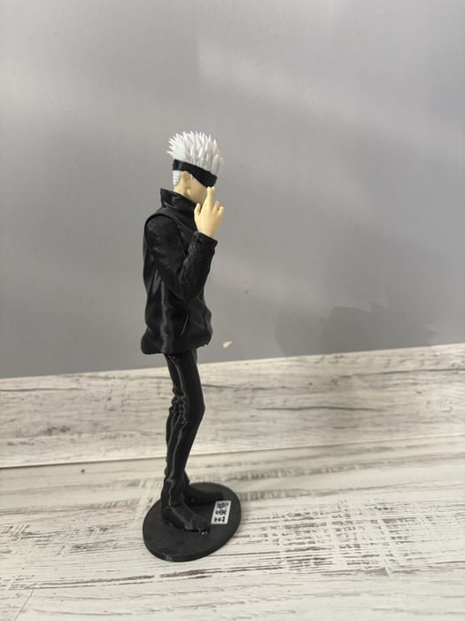 Статуетка на Gojo от jujutsu kaisen
