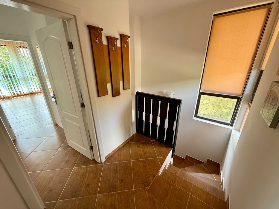 Продава се Двустаен апартамент в с. Кошарица, Област Бургас - 133 кв.м за 925 €/кв.м - Снимка #2