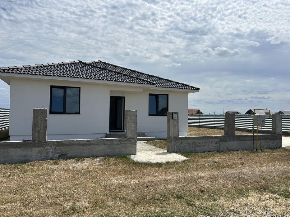 Casa noua la cheie de vanzare
