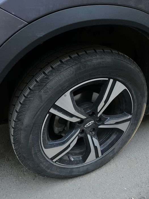 Шины 215/60R17 зимние б/у
