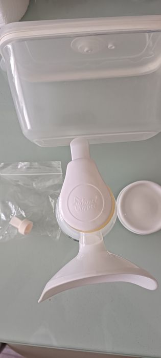 Tommy Tippee механична помпа за кърма