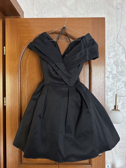 Rochie eleganta neagra
