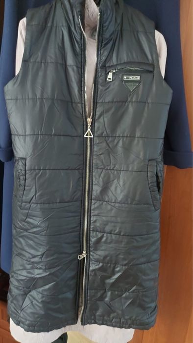 Продам верхнюю одежду