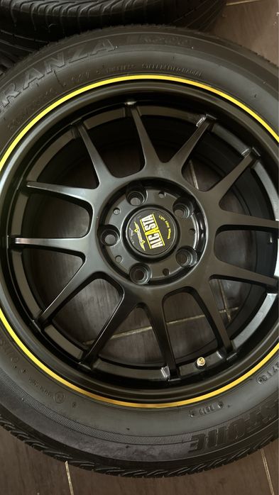 Продам диски с шиной