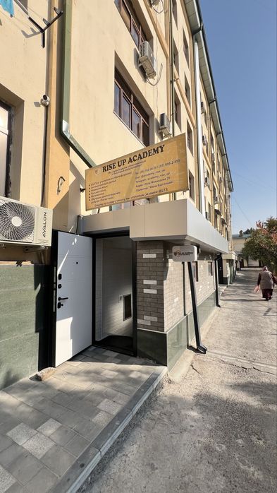 Срочно сдаётся в АРЕНДУ офис Бульвар(Сибирская улица)