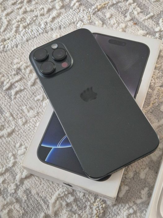 Продам Iphone 16 Pro Max 256 gb 90%