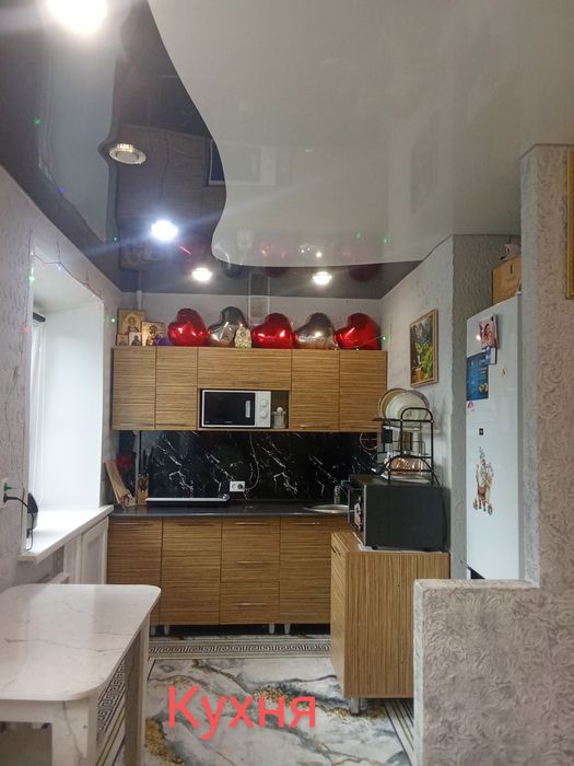 Продам квартиру трёхкомнатную