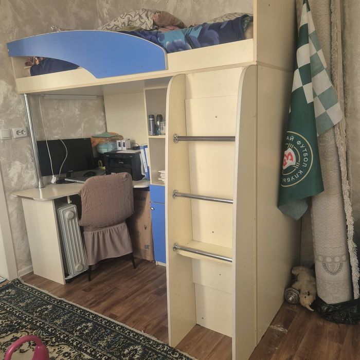 Продам 2-х ярусную кровать