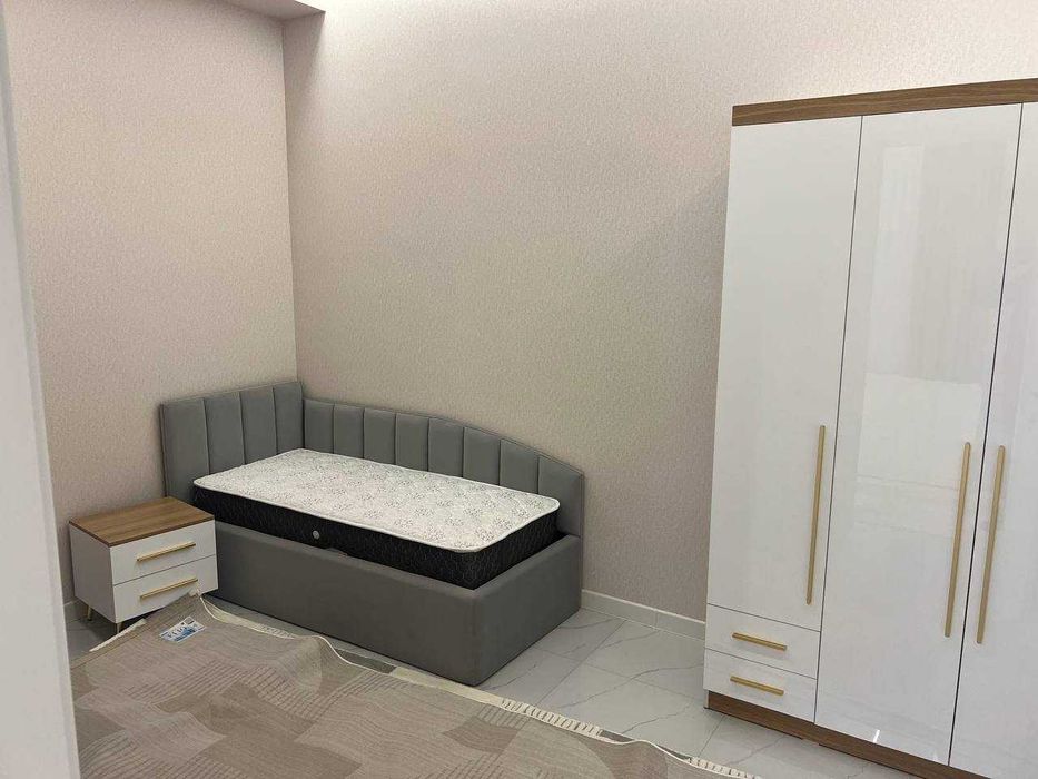 Сағбонда 3 хоналик квартира сотилади (3/2/10)