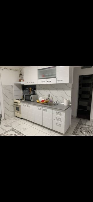 Ofer spre inchiriere ap2 camere , cartier Micro 17