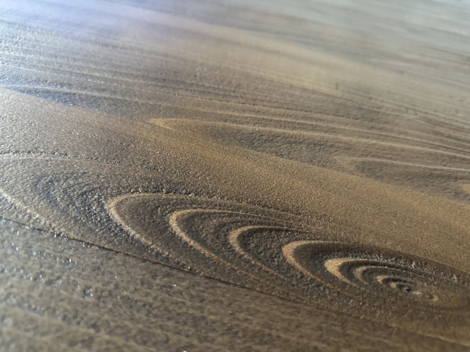 Масивна дървена маса от два модула