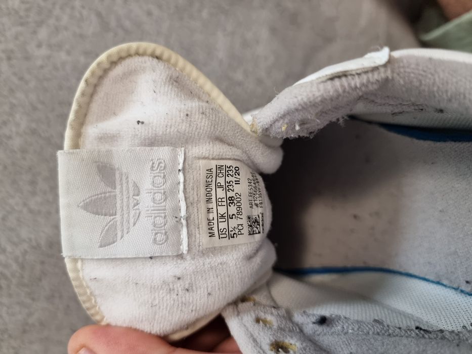 Adidasi Adidas Continental 80 marime 38