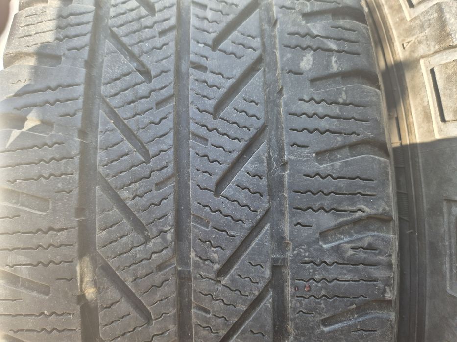 2бр зимни бусови гуми фулда/ 215-65-16С/ 2021г/ 6мм грайфер/