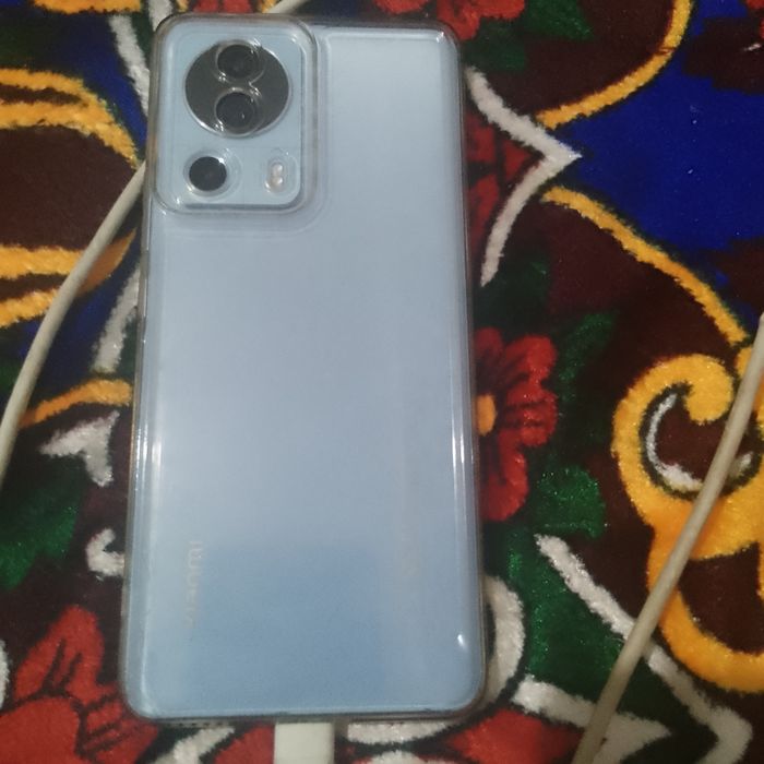 Xiaomi 13 lite sotiladi