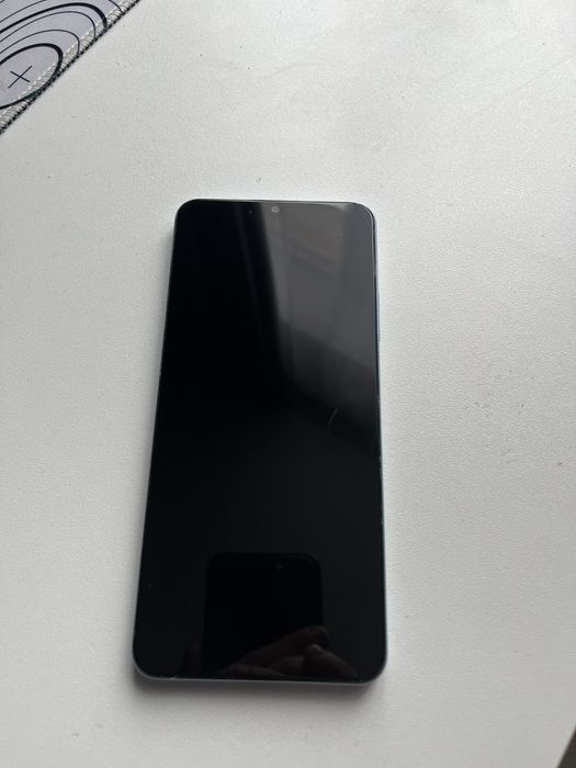 Смартфон Realmi note 50