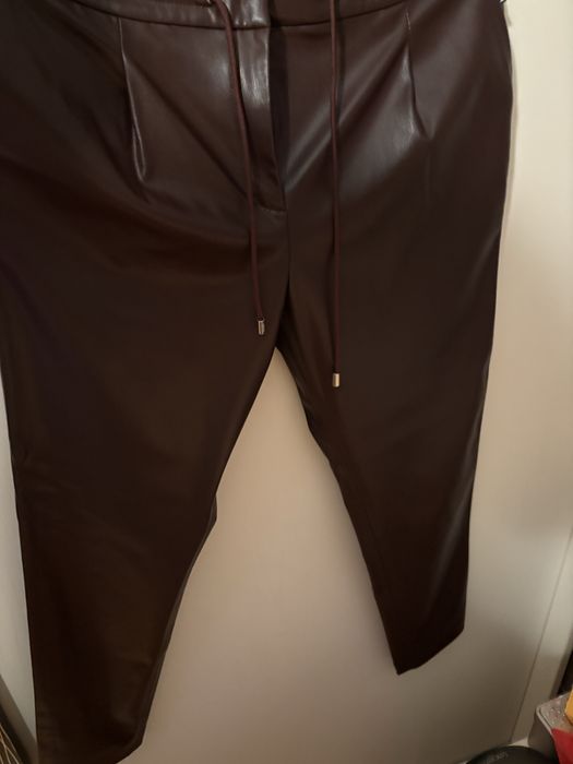Дамски кожен панталон HUGO